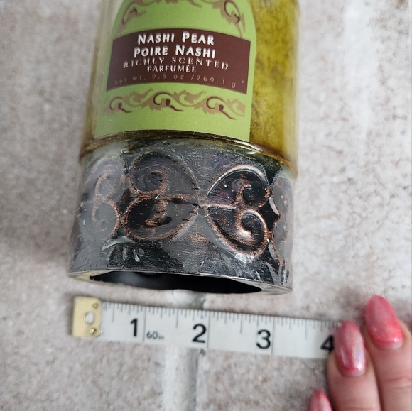 NEW Attitudes Nashi Pear Scented Candle - Picture 5 of 5